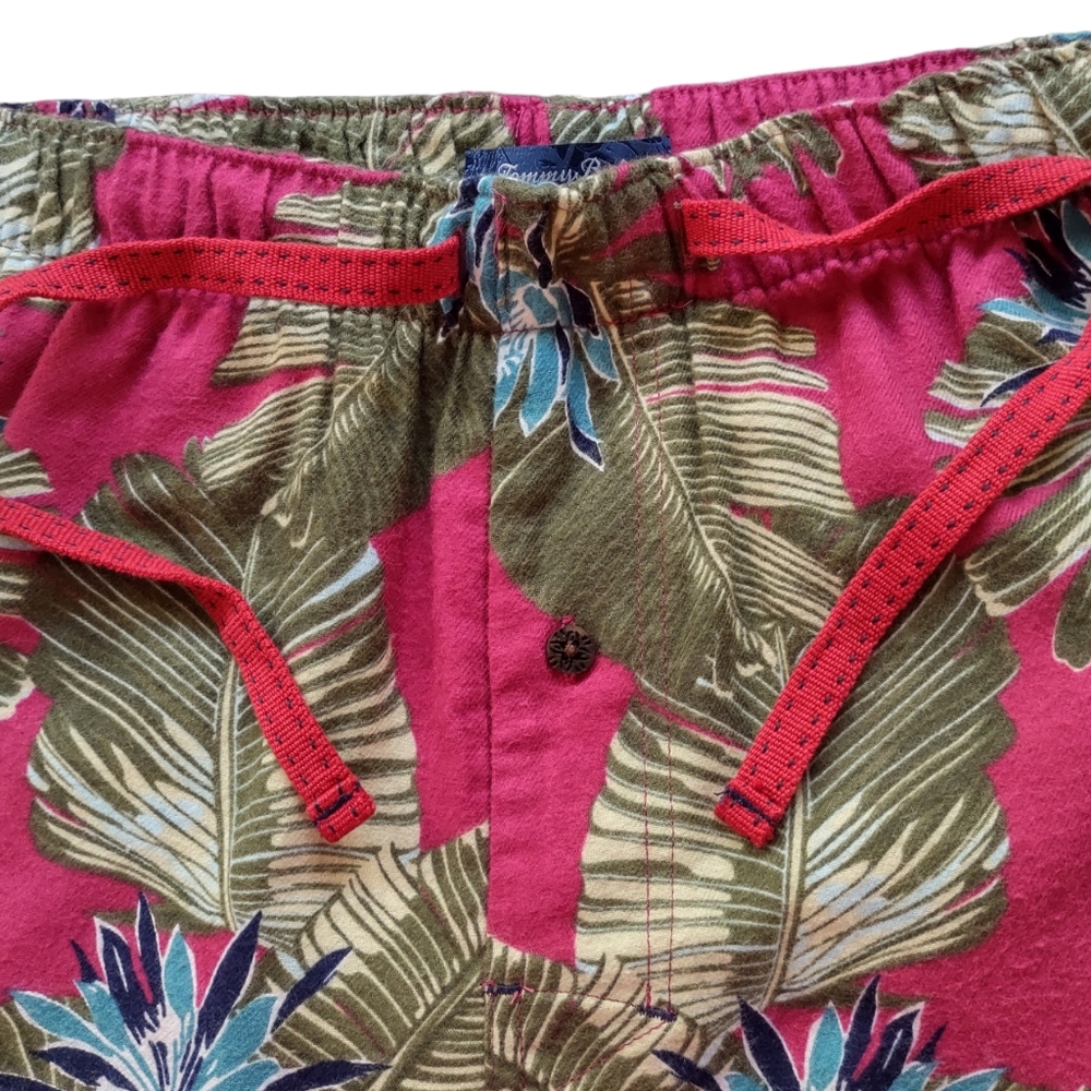Tommy Bahama Tropical Print Men's Flannel Pajama Pants - Picture 7 of 13
